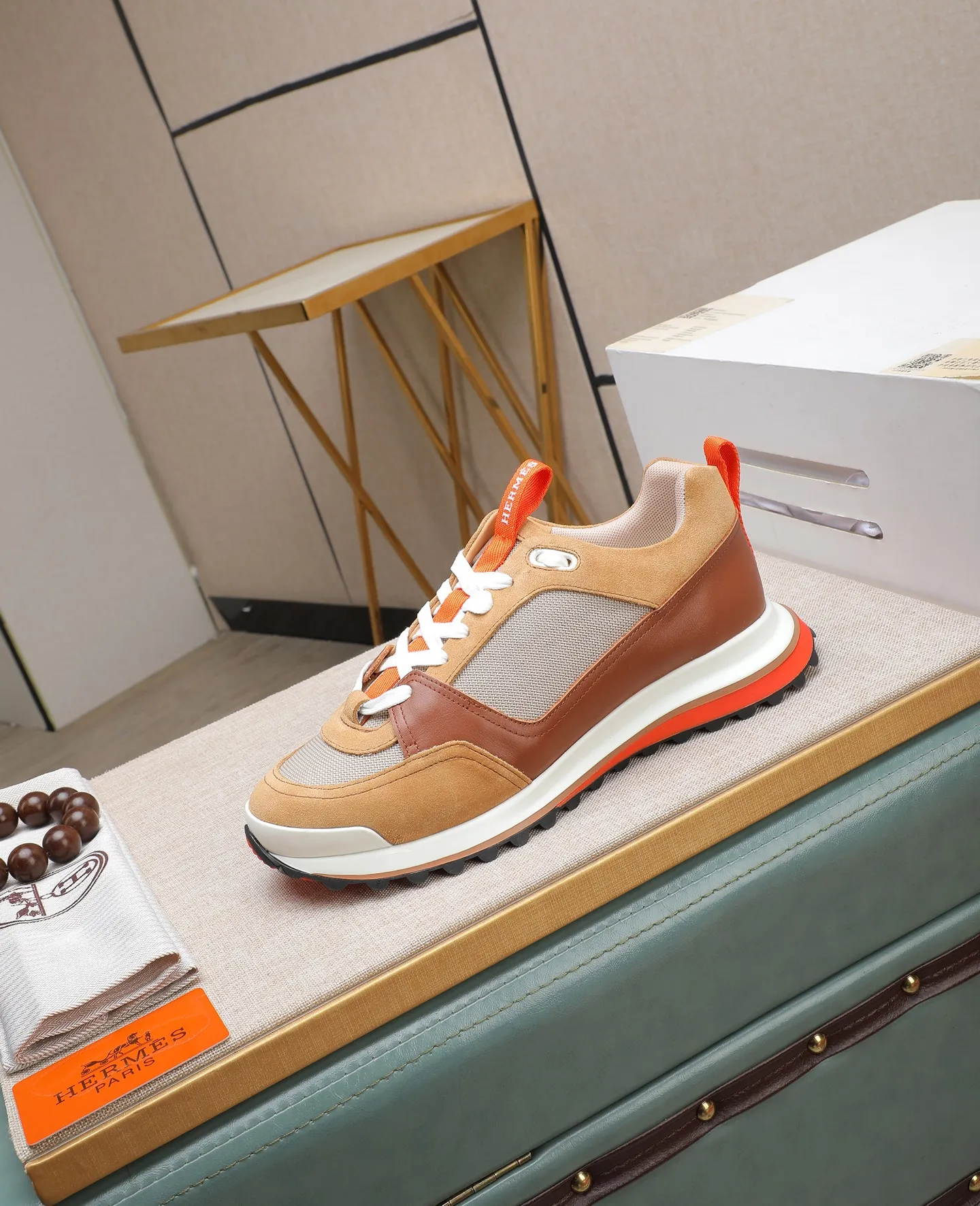 Men's shoes 💰760 Hermes🐴 25ss new autumn and winter products! Classic boot shape + British color matching design, imported calfskin, classic and durable! The original inverted mold last, the ultimate 1:1 shape, and the imported high-end cowhide presents a refined texture! Open the mold to customize the A-grade high-density private mold outsole with luxurious packaging! - Unique quality, 39-44 (38 45 46 customized)